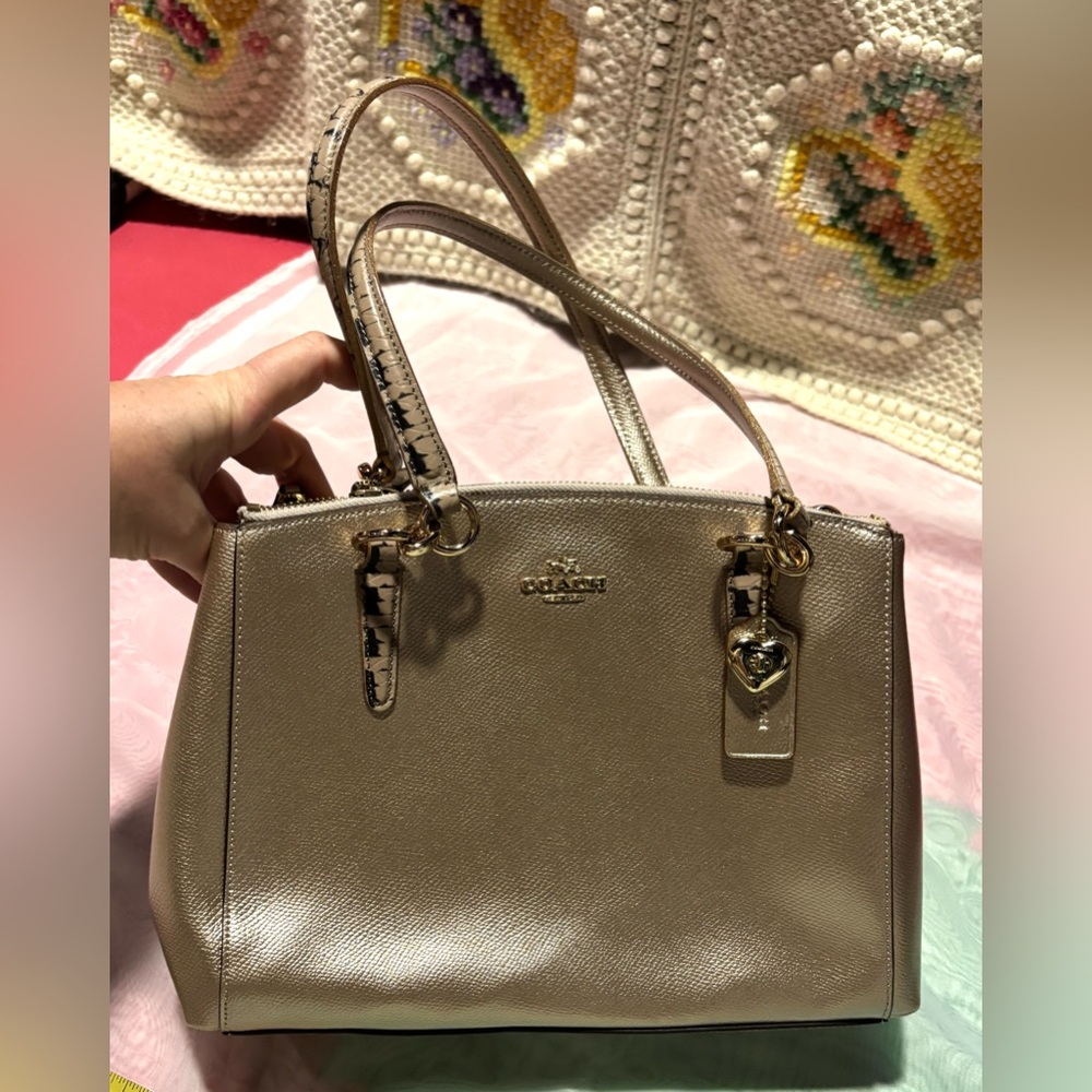 Coach Metallic Gold Women's Bag, Rose Gold purse, Excellent condition